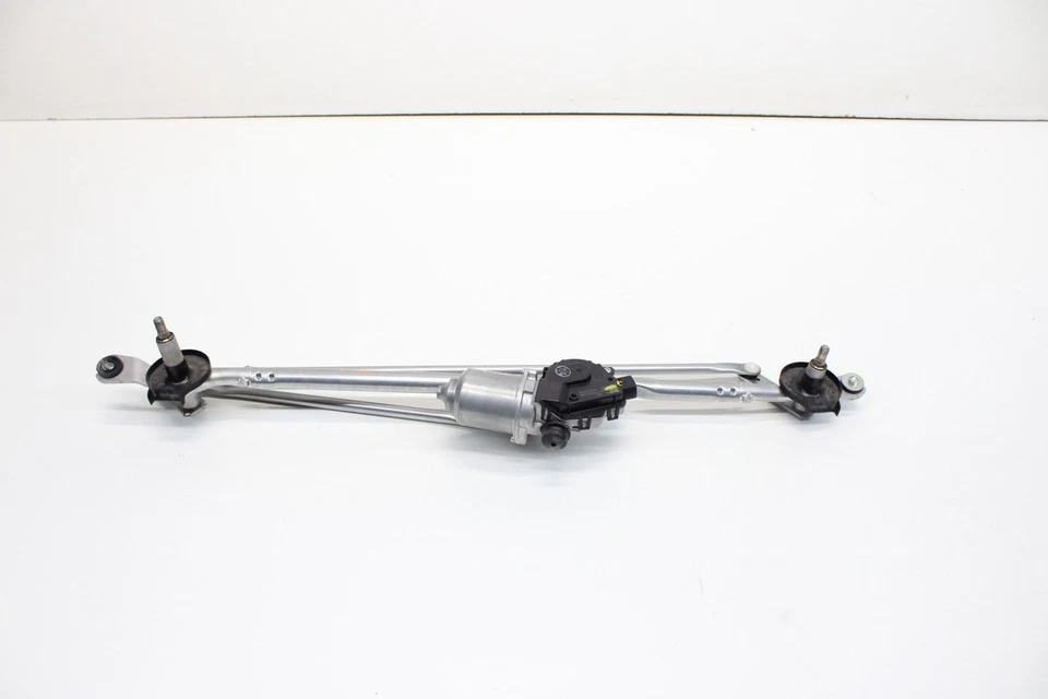 Chevrolet Silverado 2500HD 2020-2025 limpiaparabrisas transmisión con motor OEM Foto 2 de 4