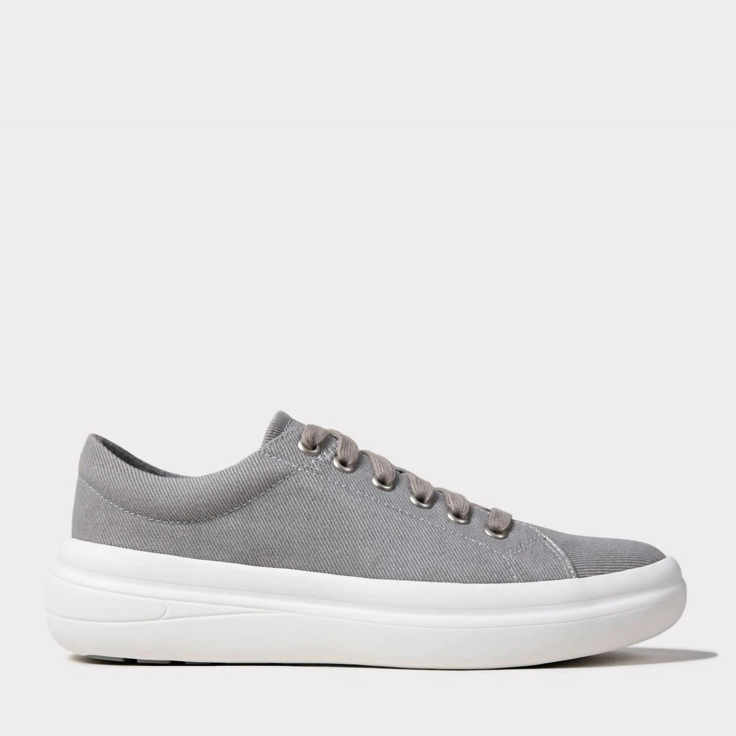Lamo Women's Classic Makenna Sneaker Grey