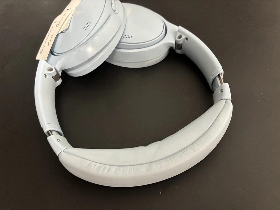 Bose QuietComfort 45 QC45 Noise Cancelling Wireless Bluetooth Headphone (M11) - Image 4 of 4