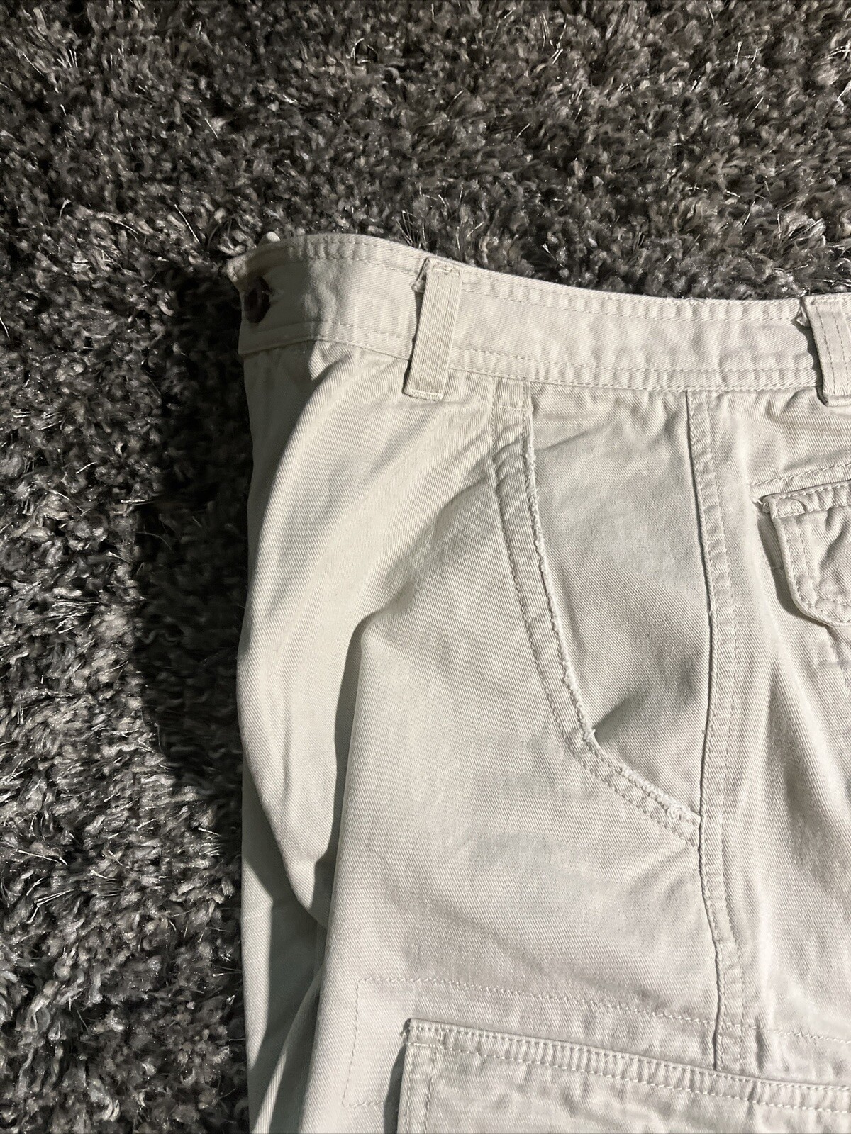 Picture 3 of 24