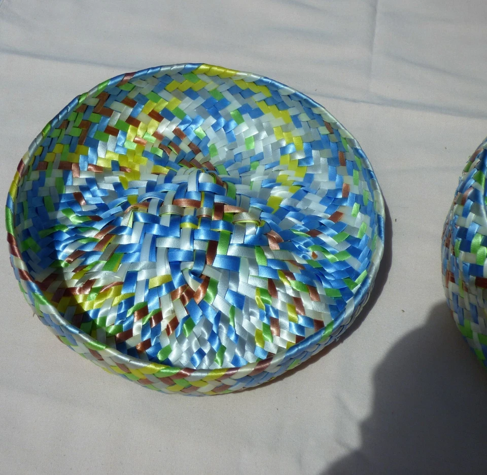 Round Button Basket 7" by 3" Tall  - Image 4 of 4