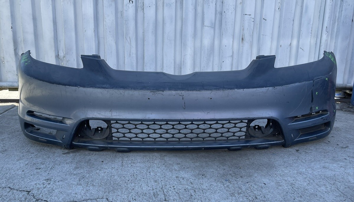 2003 2004 Toyota Matrix XR XRS Front Bumper Cover OEM 52119-02460