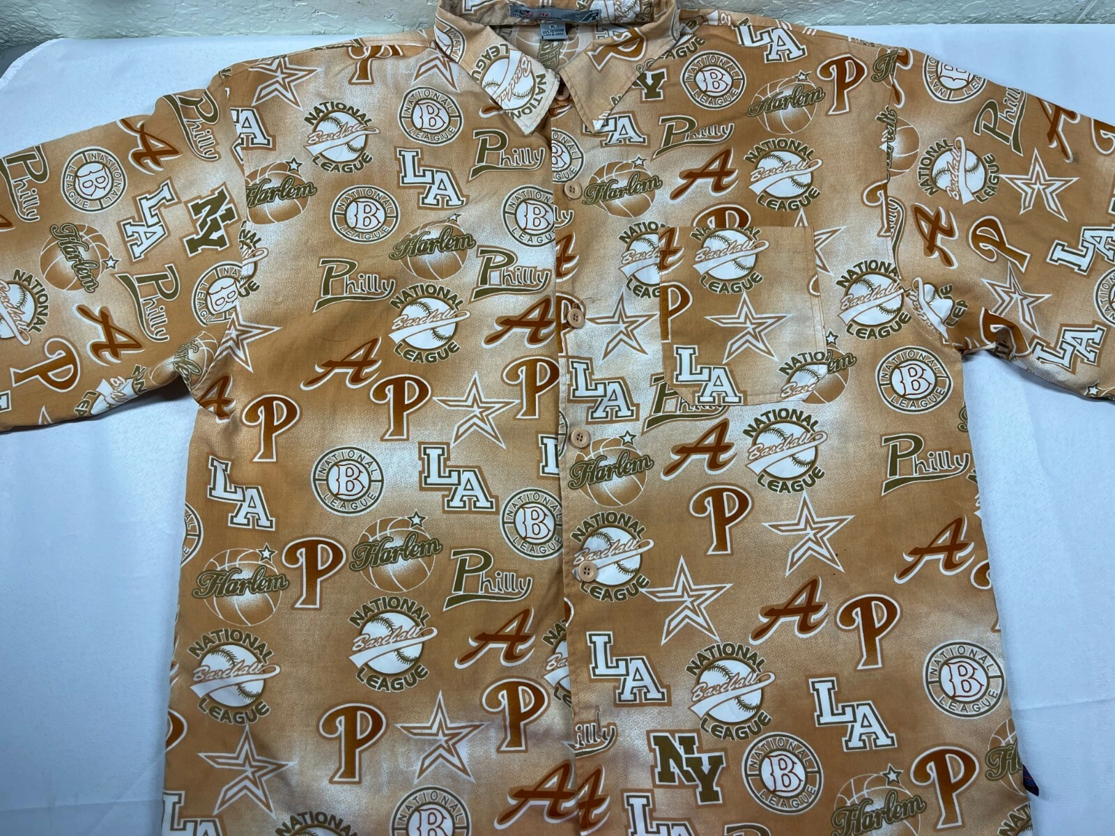 National Baseball League Shirt XL Extra Large Short Sleeve Button All Over Print
