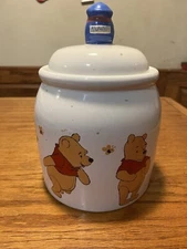Disney Winnie the Pooh Hunny Cookie Crock Ceramic Cookie Jar  Treasure Craft