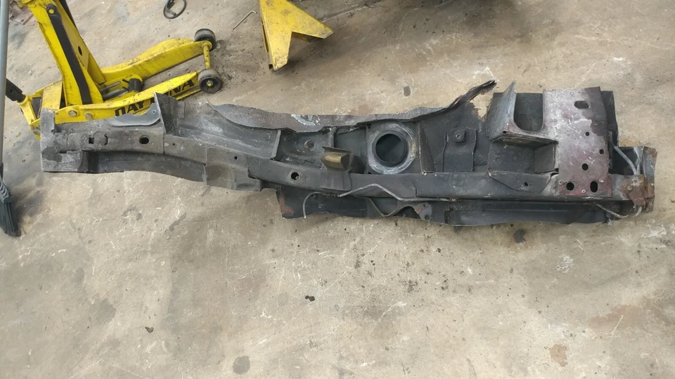 1987 1993 FORD MUSTANG OEM QUADRO TRASEIRO TRILHO SEÇÃO CORTE METAL REPARO PASSAGEIRO DESTRO - Imagem 2 de 4