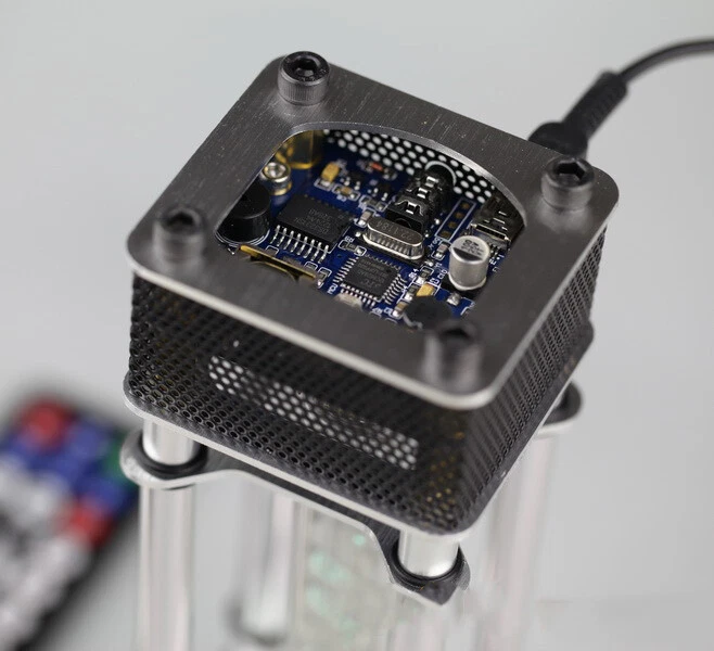 Vintage ИВ / IV-18 VFD Nixie Tube Alarm Clock KIT/Assembled w/Remote Control  - Image 4 of 4