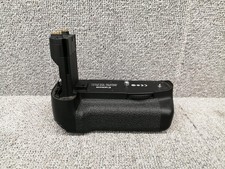 Canon BG  E7 Battery Grip for EOS 7D w/ Controls   Good Working Condition