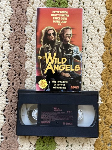 The Wild Angels (1966) VHS Peter Fonda Nancy Sinatra Bruce Dern Cult Biker Film - Picture 4 of 4