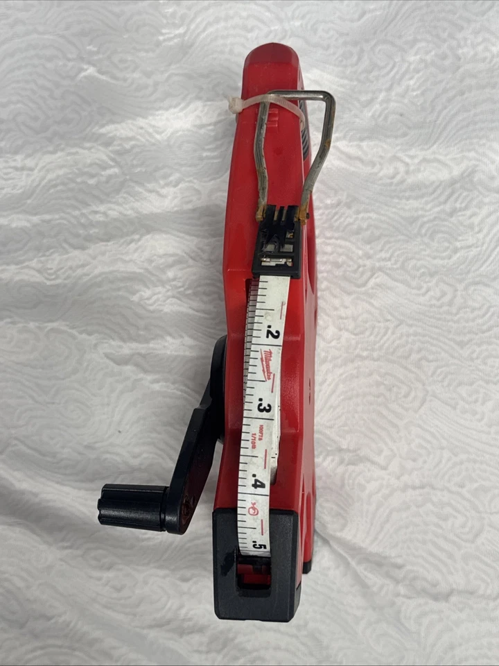 Milwaukee 48-22-5201 100 ft. Open Reel Long Tape Measure, 1/2" Nylon Steel Blade - Image 3 of 4