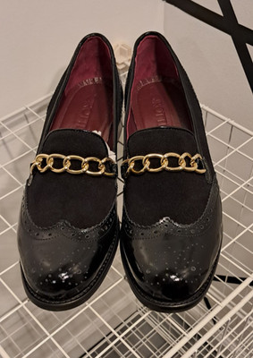 Girotti Classic Women's Black Patent & Suede loafer w/ gold chain | Size 42
