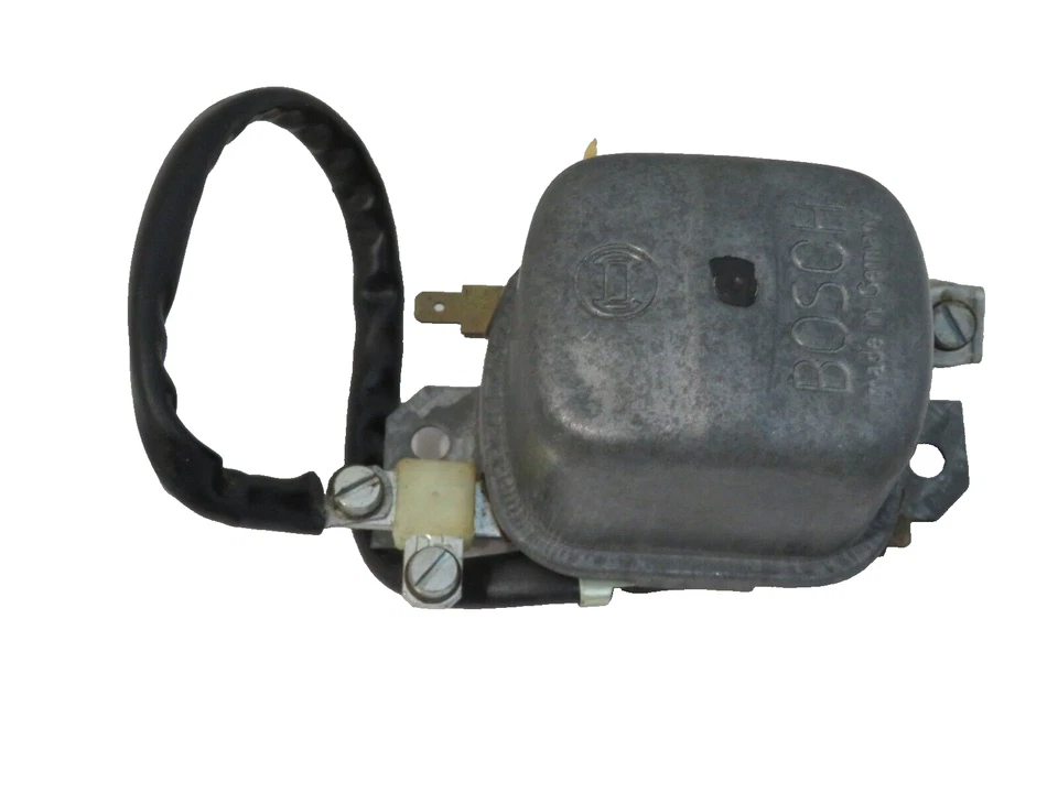 NOS Bosch Voltage Regulator Fits Porsche 356SC 356C 356 0.190.350.030 7V 50AMP - Изображение 3 из 4