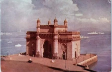 Gateway Monument of India, Bombay Postcard