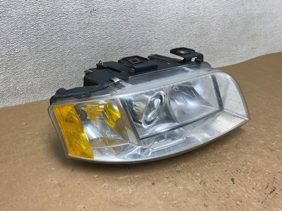 2002 to 2004 Audi A6 Right Passenger RH Side Xenon HID Headlight OEM V5140 DW - Image 3 of 4