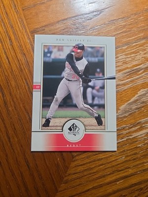 2000 UPPER DECK SP AUTHENTIC # 84 KEN GRIFFEY JR. NICE CARD