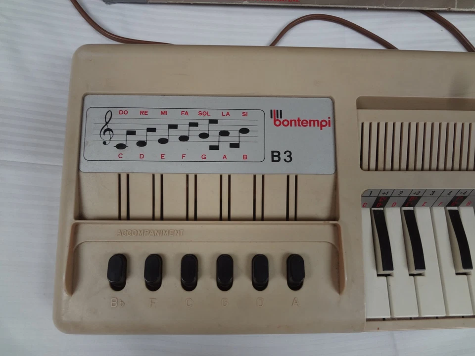 Vintage 1981 Bontempi MemoPlay Electronic Computer Organ Keyboard + Box *WORKING - Image 3 of 4