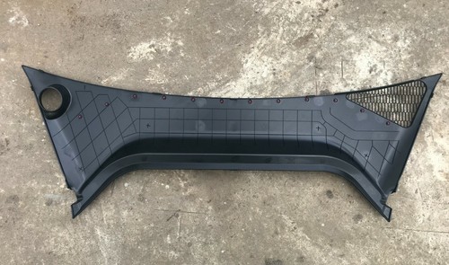 Tesla Model S 2012-2016 Front Cowl Underhood Apron 1006329-00-E OEM NEW - Foto 2 di 3