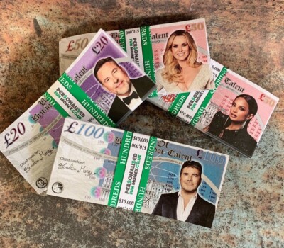 100 personalised fake novelty bank notes dollars pounds play monopoly