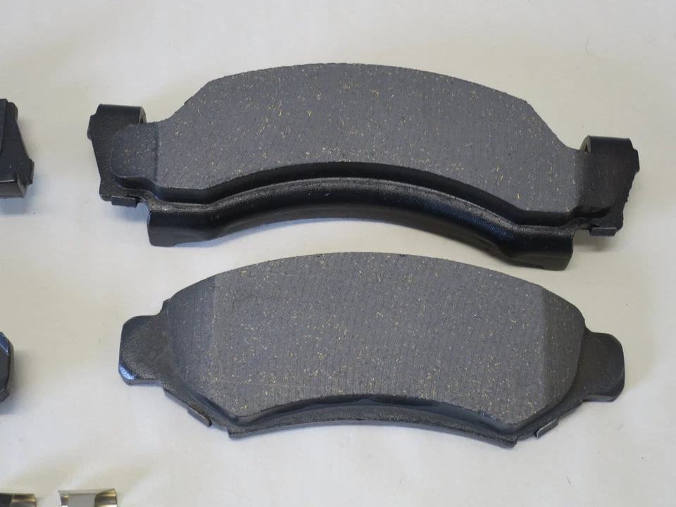 Juego completo de pastillas de freno de disco delanteras NAPA SS7013AM 72-76 Ford Torino Ranchero Foto 4 de 4