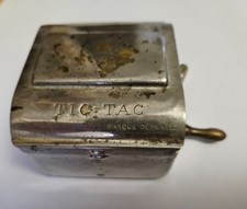 COLLECTOR ANCIEN AIGUISEUR MANIVELLE POUR  LAMES DE RASOIR MARQUE DEPOSE TIC TAC