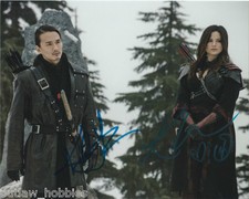 Katrina Law Karl Yune Arrow Autographed Signed 8x10 Photo