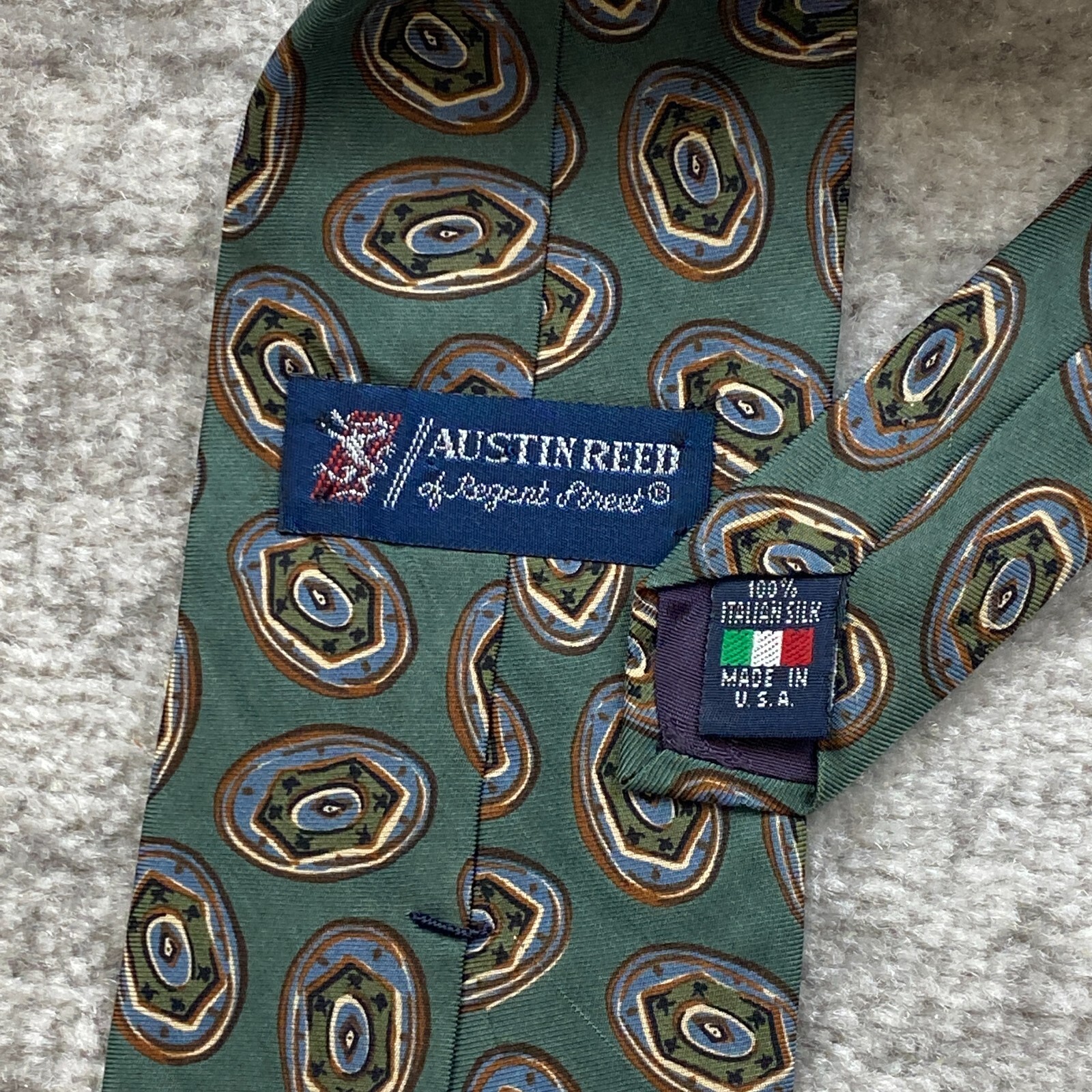 Austin Reed Neck Tie Green Geometric Silk Pull Tie On Italy Casual