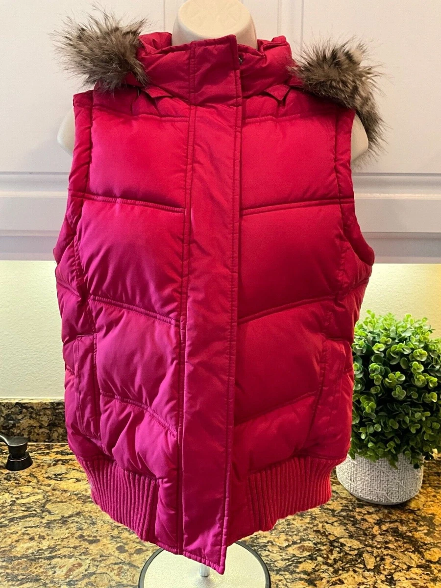 Red vest deals with fur hood
