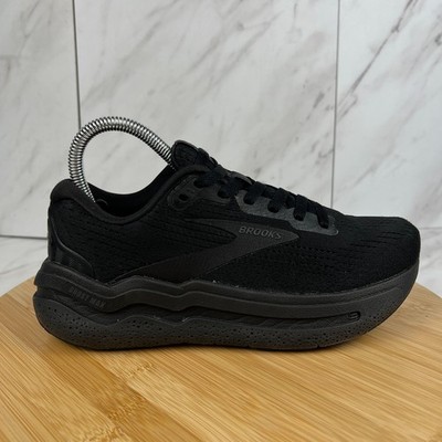 Brooks Ghost Max 2 Womens Size 6.5 B Triple Black Running Gym Shoes 1204201B020