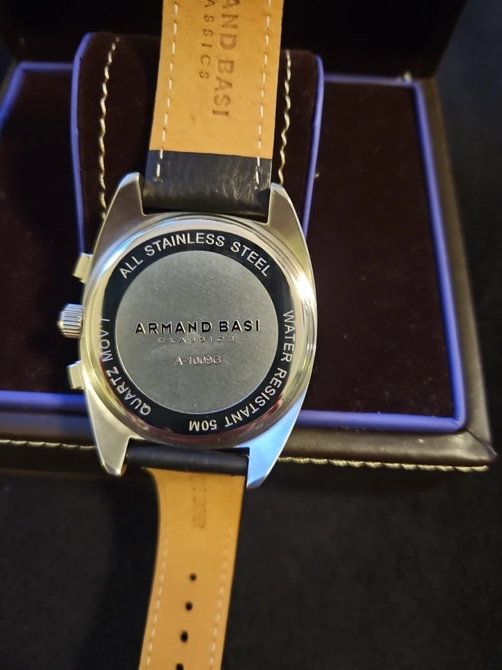 Reloj de cuarzo Armand Basi Classics A-1009G de acero inoxidable para hombre correa de cuero - Imagen 2 de 4