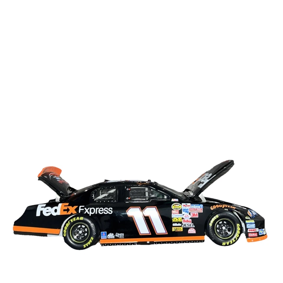 Denny Hamlin 2006 escala 1/24 #11 Fedex Express Roy coche fundido a presión como nuevo en caja Foto 4 de 4