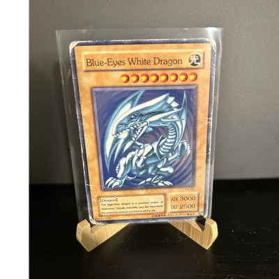 Konami Yu-Gi-Oh! Blue-Eyes White Dragon SDK-001 Ultra Rare 1st ENG 3000/2500