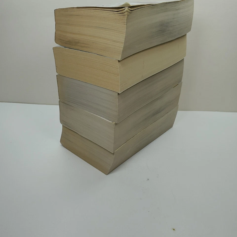 Game Of  Thrones Paperback Set (1-5) Complete Series George R.R. Martin Foto 3 de 4