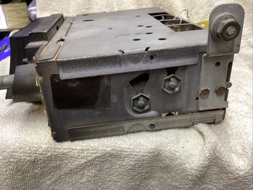 1965 Chevrolet Passenger Car A.M. Radio Impala Caprice Belair Biscayne 986096 - Picture 6 of 18