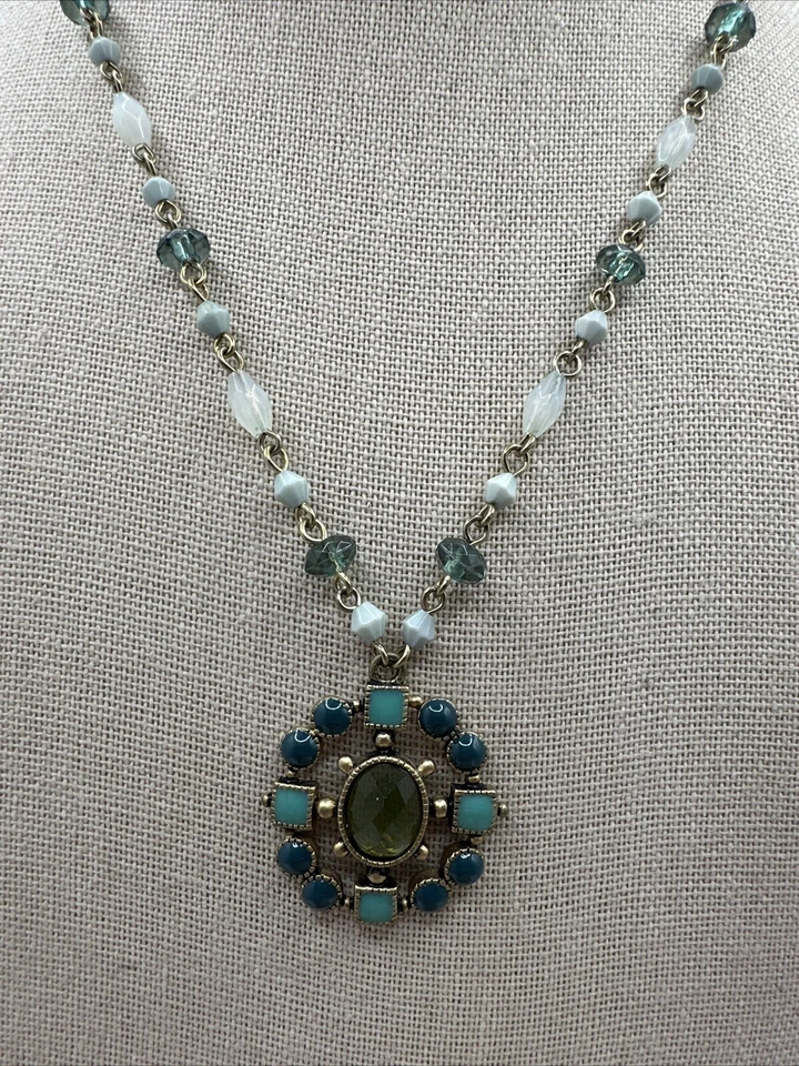 Hermoso Juego de Collar y Pulsera Liz Claiborne Tono Dorado Azul Verde Foto 2 de 4