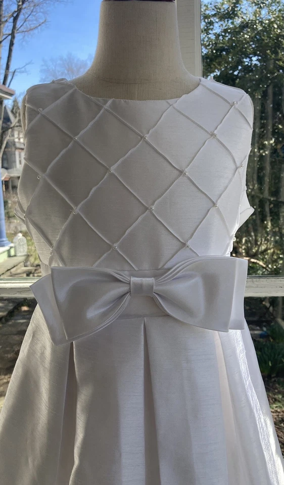 GORGEOUS Girls SZ 10 Dupioni Special Occasion White Dress EUC Pearls Satin - Image 3 of 4