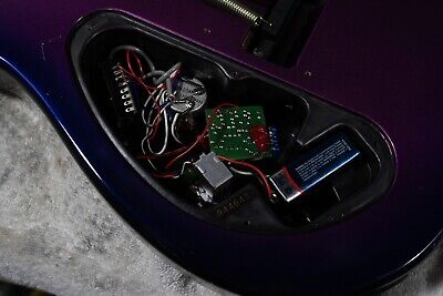 1994 Aria Pro II Magna Series Electric Guitar - Metallic 1994 Aria Pro II Magna Series Electric Guitar - Metallic