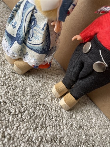 Vintage Dutch Boy & Girl Dolls Wooden Shoes 5'' Pair of Souvenir Holland Dolls - Picture 5 of 18