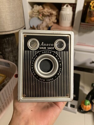 ANSCO SHUR SHOT BOX CAMERA RETRO ORIGINAL VINTAGE. Untested