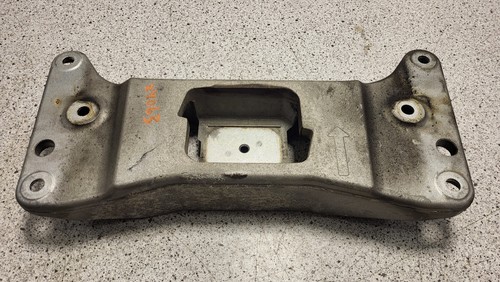 BMW F07 535I, Getriebeträger, 22326777613