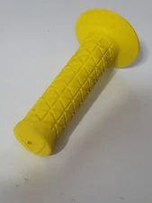 old school NOS single yellow AME A'me Bubble font Tri bmx  bike grip