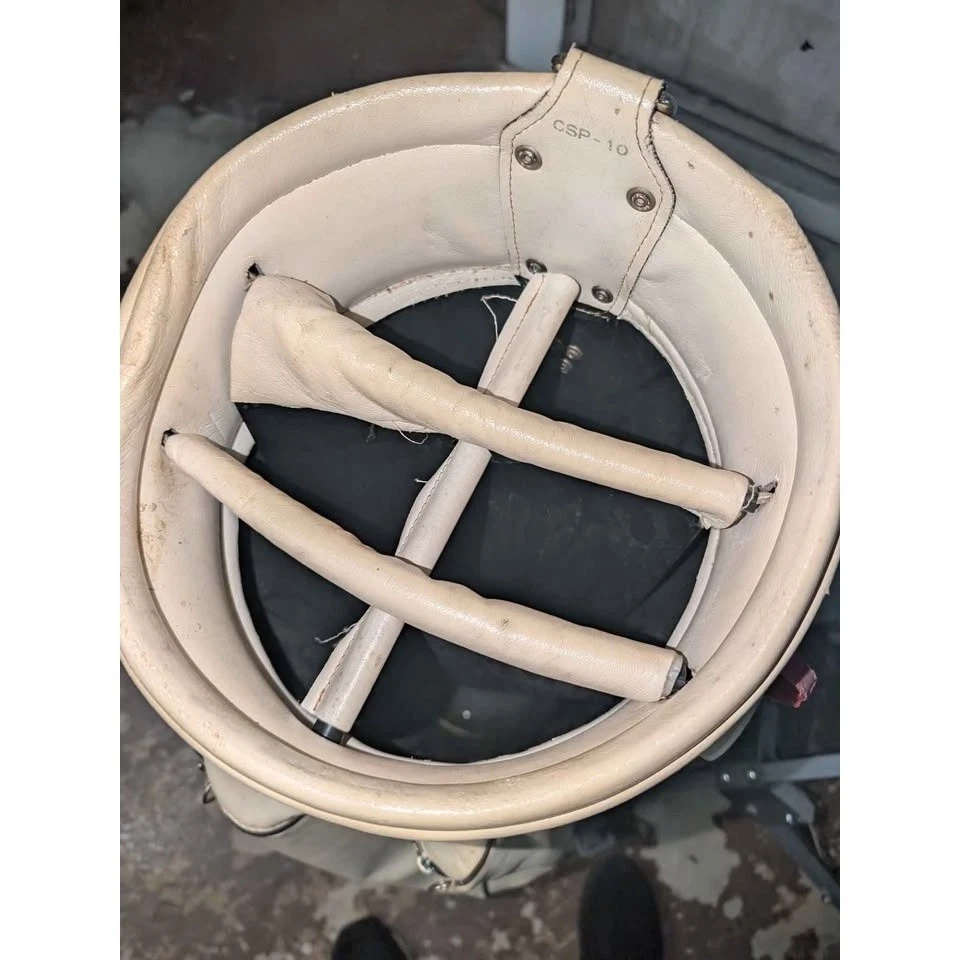 Bolsa de golf Mizuno vintage descolorida con carrito, muchos bolsillos Foto 3 de 4