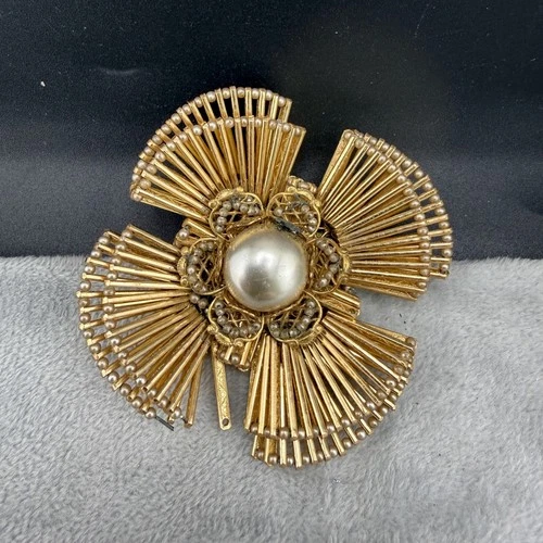 Vintage Miriam Haskell Brooch REPAIR Gold Tone Flower READ