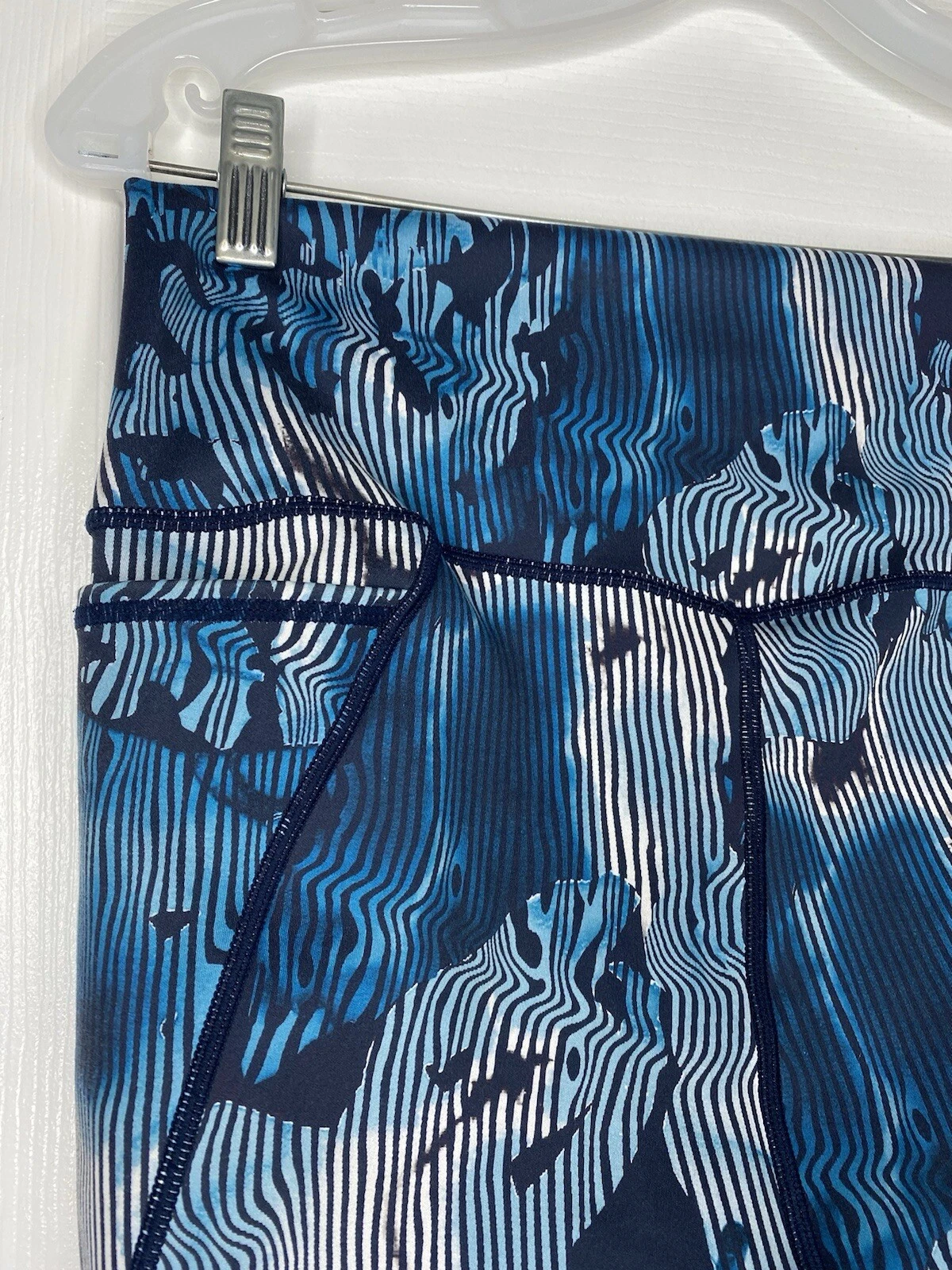 sweaty-betty super sculpt 7/8 pocket sail print leggings