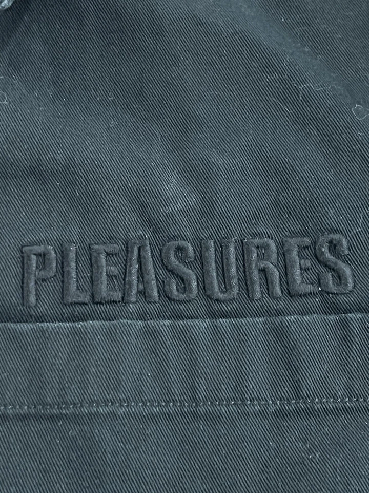 PLEASURES GARAGE SHIRT JACKET Mens M Streetwear Hip Hop RARE - Image 4 of 4