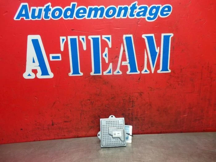 Centralina illuminazione VW Golf VI Variant AJ5 L90049021 P11856221 - Immagine 2 di 3