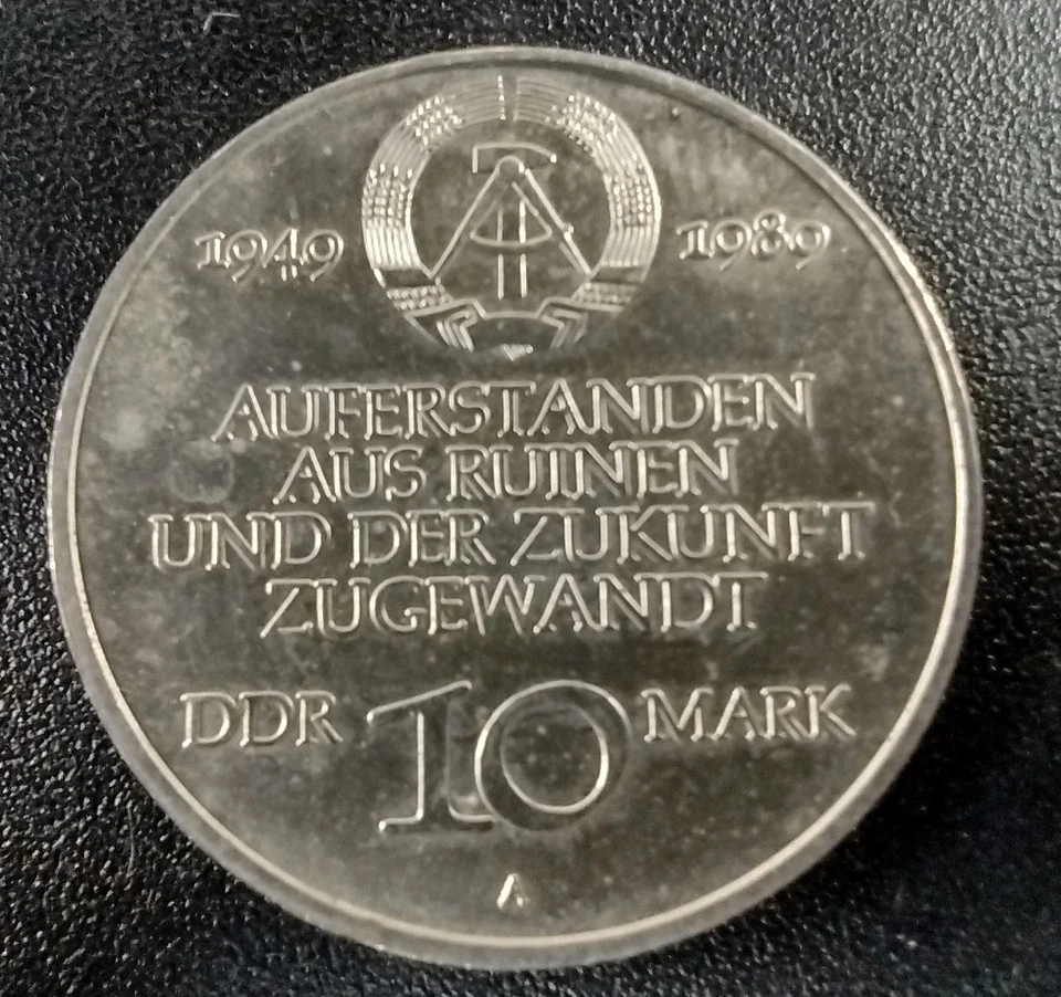 1989 East Germany GDR/DDR 40 Years Of East Germany 10 Mark Coin 25-335 - Image 2 of 2