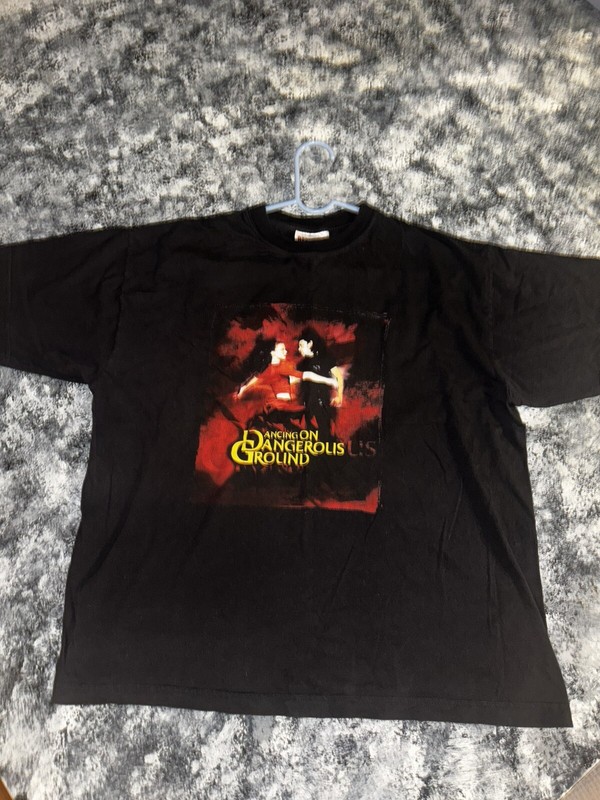Dancing on Dangerous Ground Vintage Movie T Shirt Men’s XL RedWood 100% Cotton