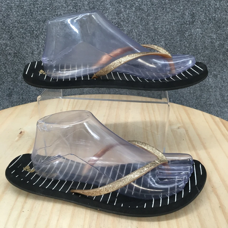 Женские повседневные тапочки-шлепанцы Reef 11 на плоской подошве блестящие комфортные золотистые без шнуровки - Изображение 2 из 4