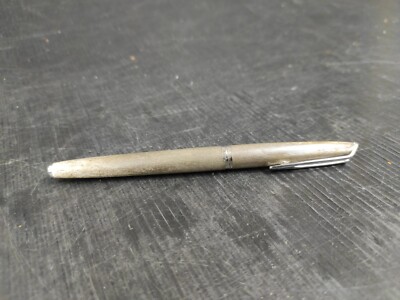 Stylo Plume Waterman Occasion - Plaqué Argent Et Or - État à Vérifier