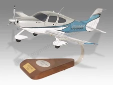 Cirrus SR22T Desk Wood Airplane New Model Large Scale 1/32