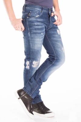 JACK & JONES TOP QUALITY JEANS W31 DIESEL LEVI´S DSQUARED2 G-STAR WRANGLER LEE